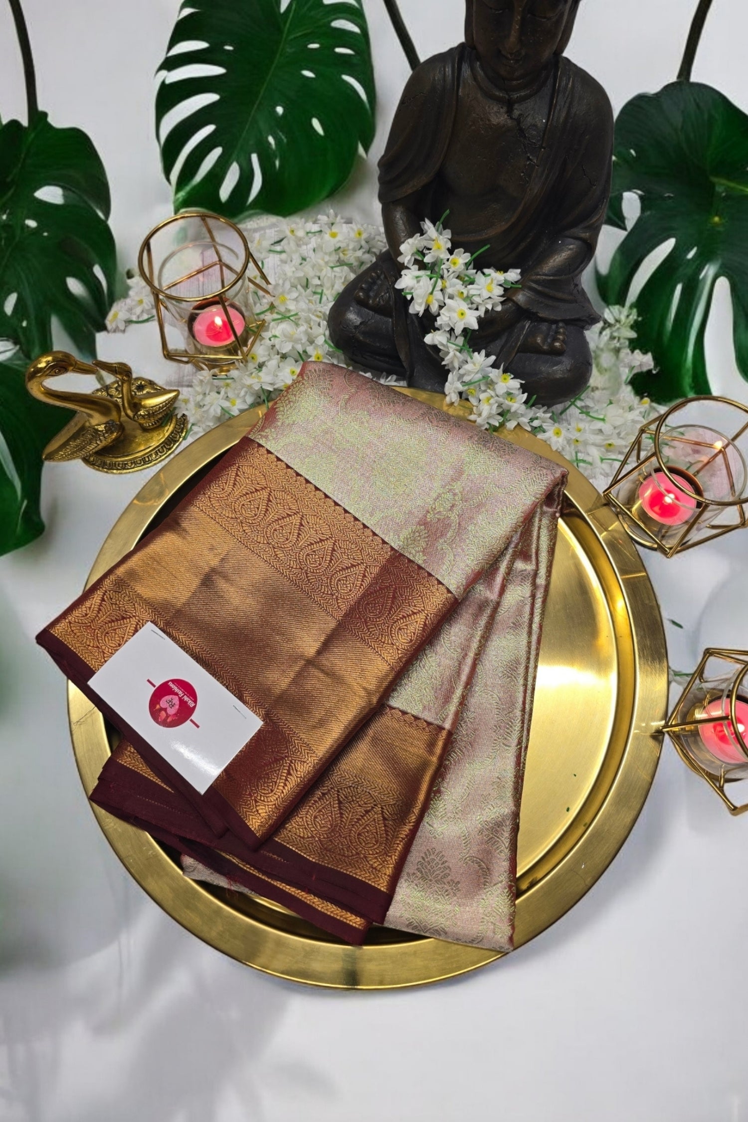 Timeless Pink Kanchipuram Silk Saree with Rich Maroon Border