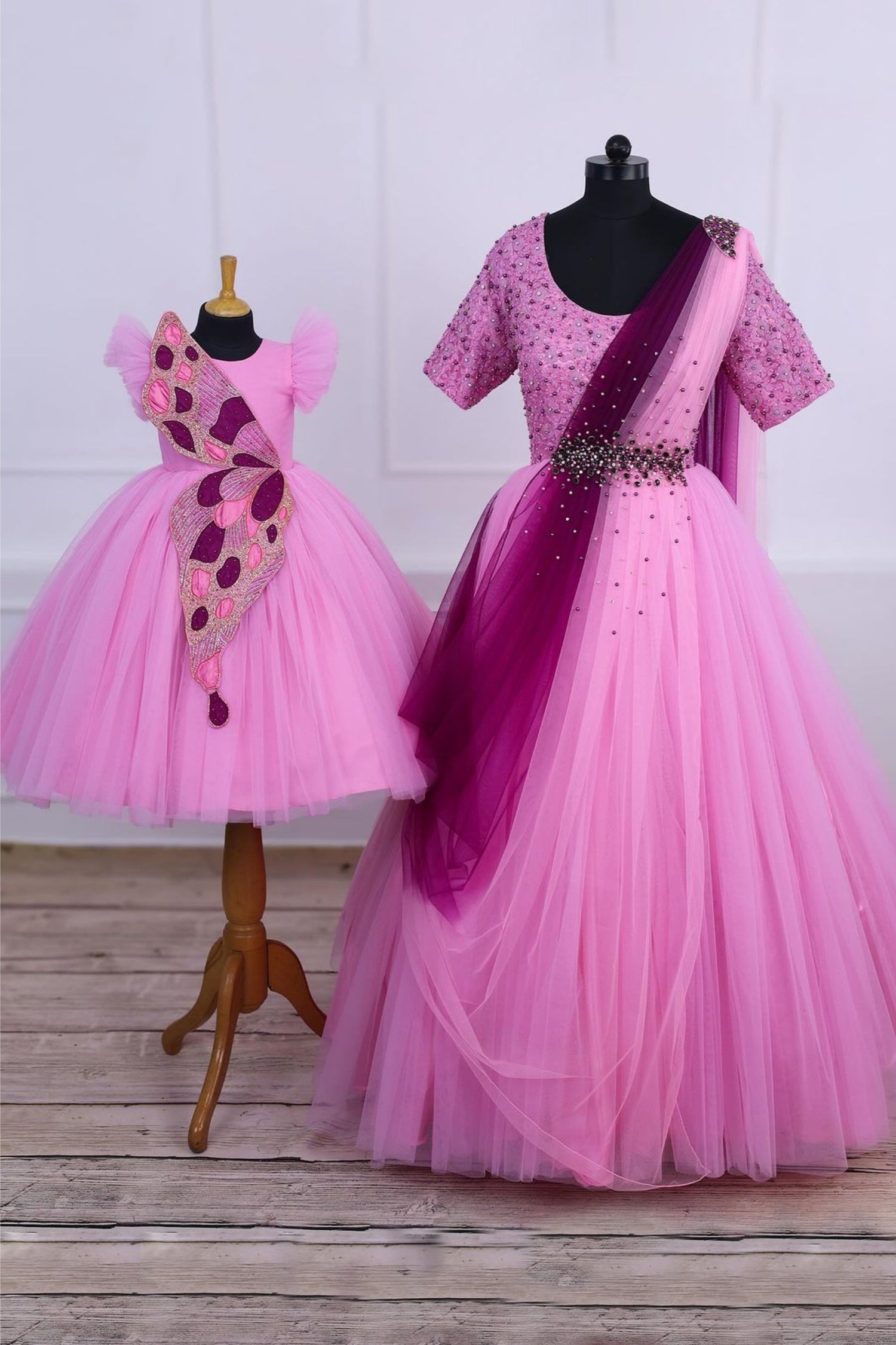 Lavender Elegance: Mom–Daughter Gown Set