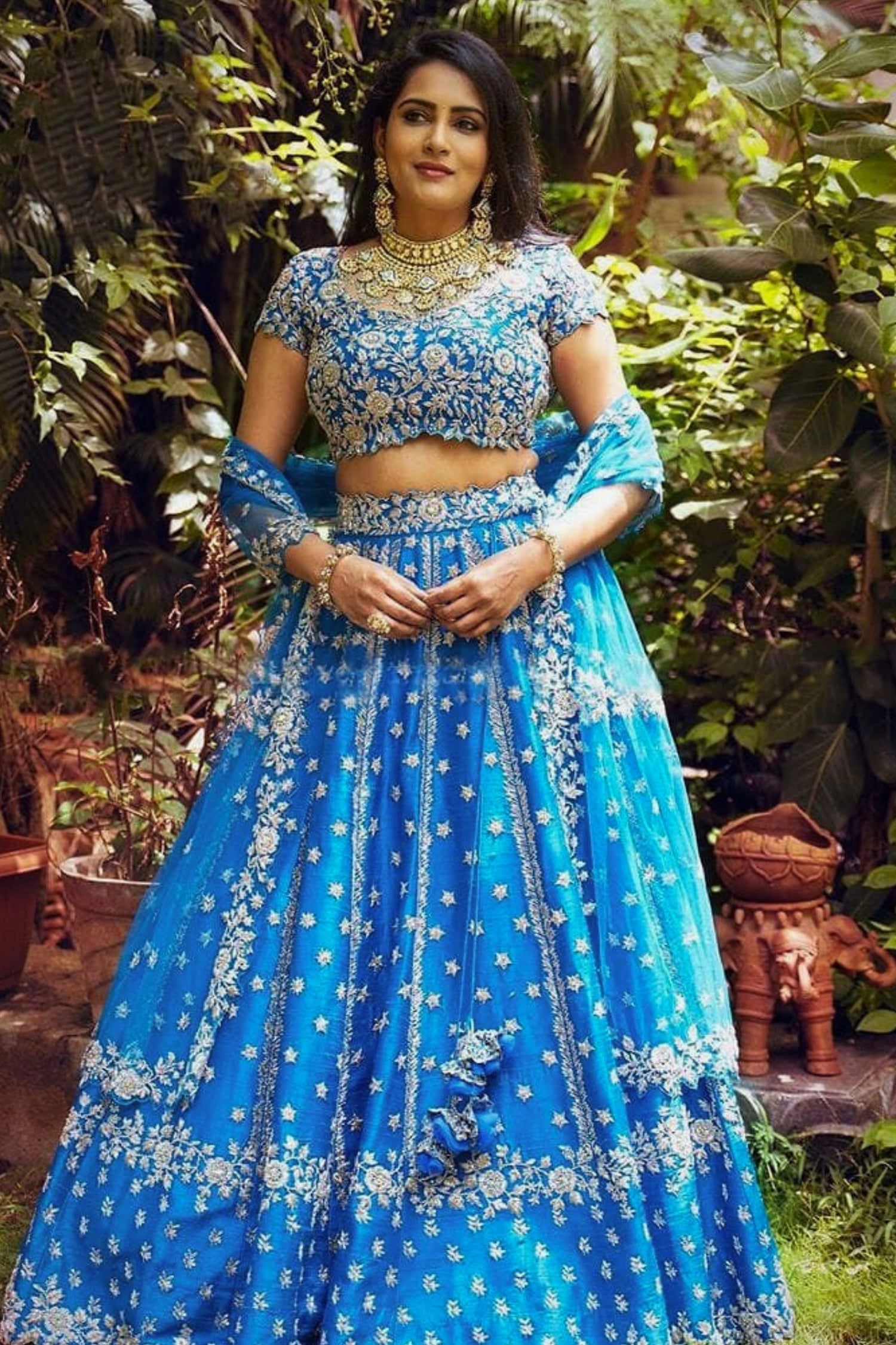 Light Blue Elegance: A Blend of Grace and Grandeur