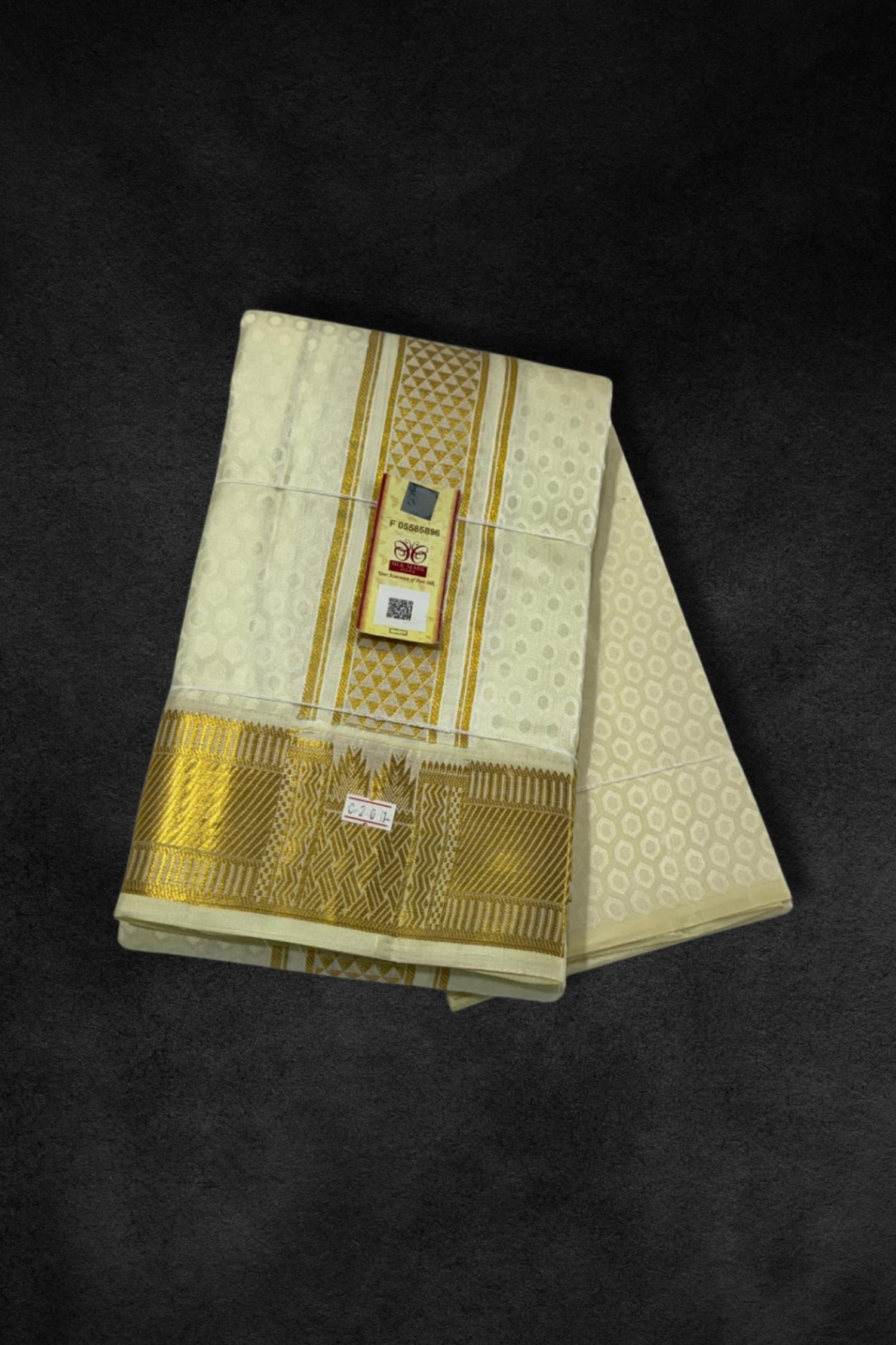 Creamy White Vesti with Gold Border – A Symbol of Tradition & Elegance