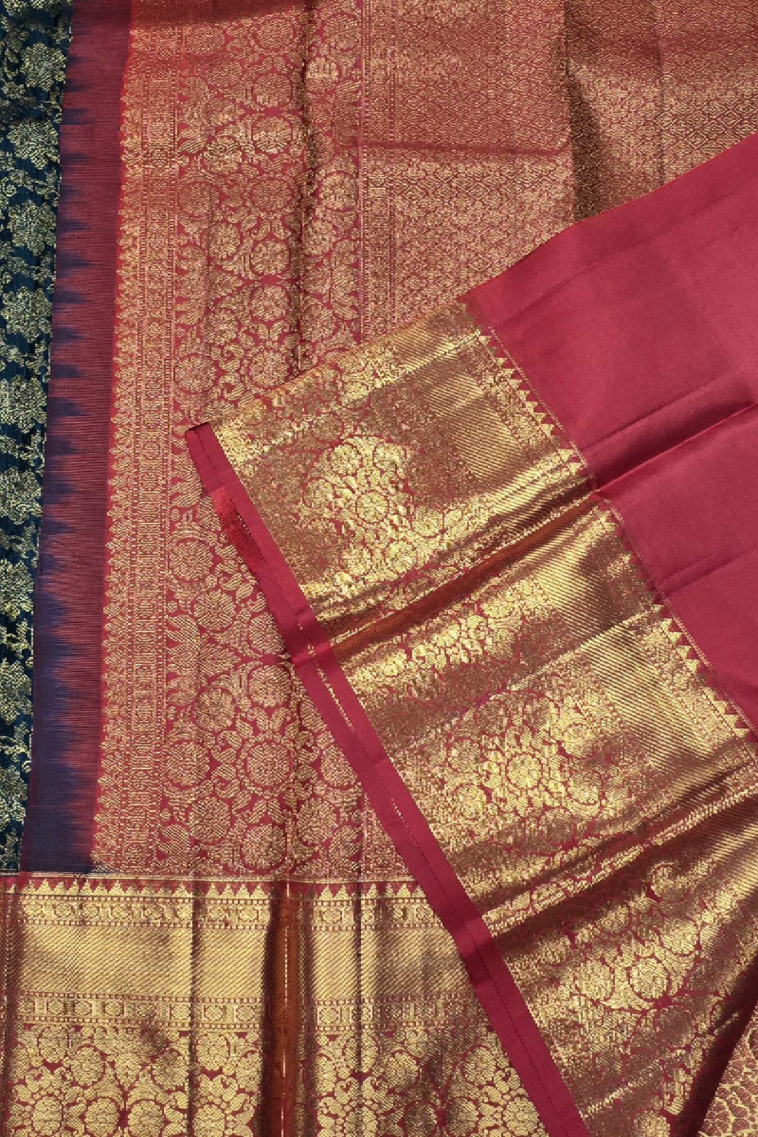 Dark Green Kanchipuram Saree with Red border