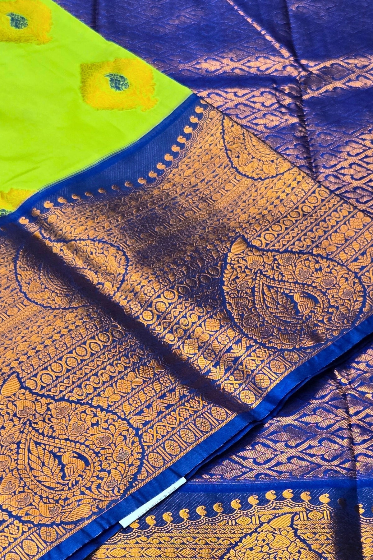 Saree with blue and green patterned fabric