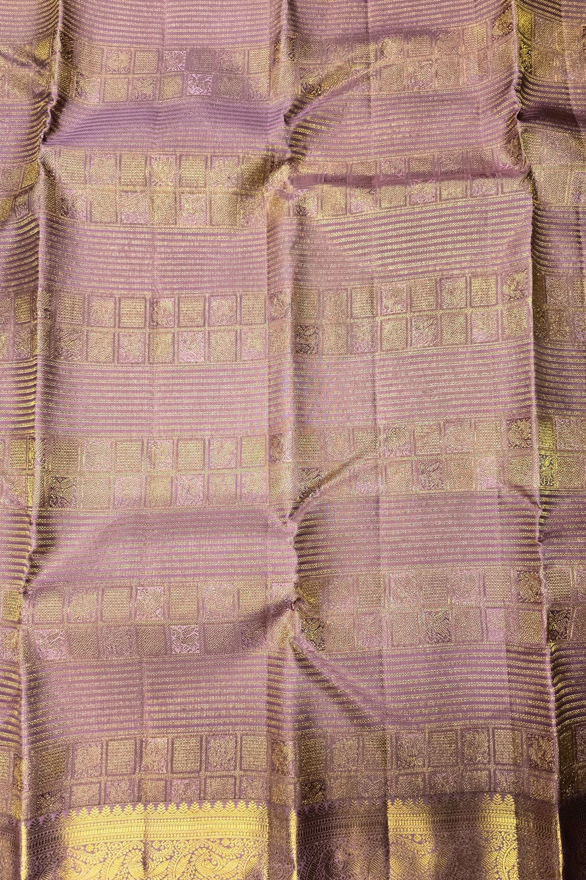 Graceful Lavender Purple Kanchipuram Silk Saree – Handwoven Elegance