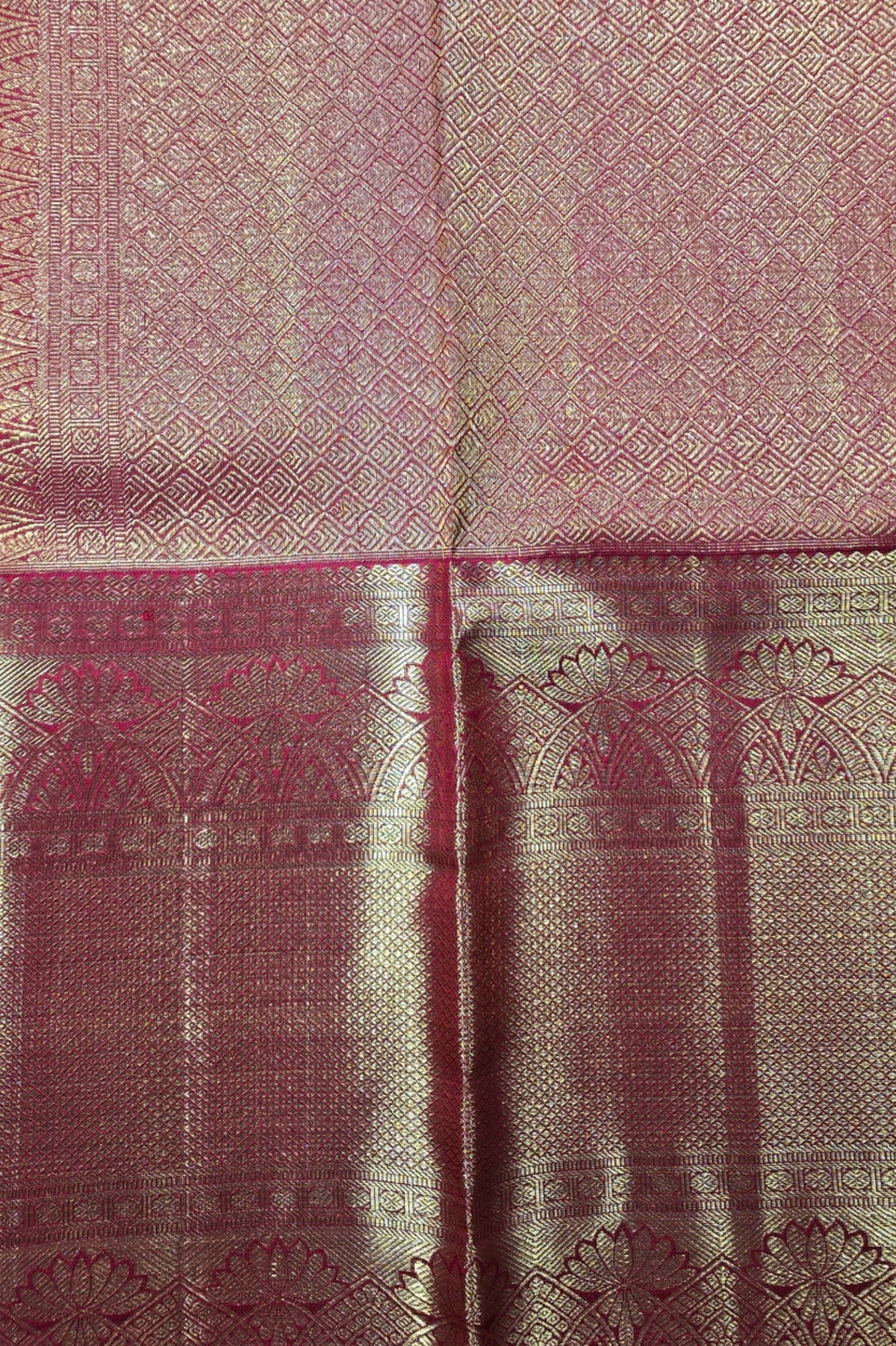 Majestic Red Kanchipuram Silk Saree with Gold Elegance