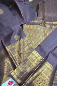 Mountbatten Pink Kanchipuram Silk Saree with Gold Elegance