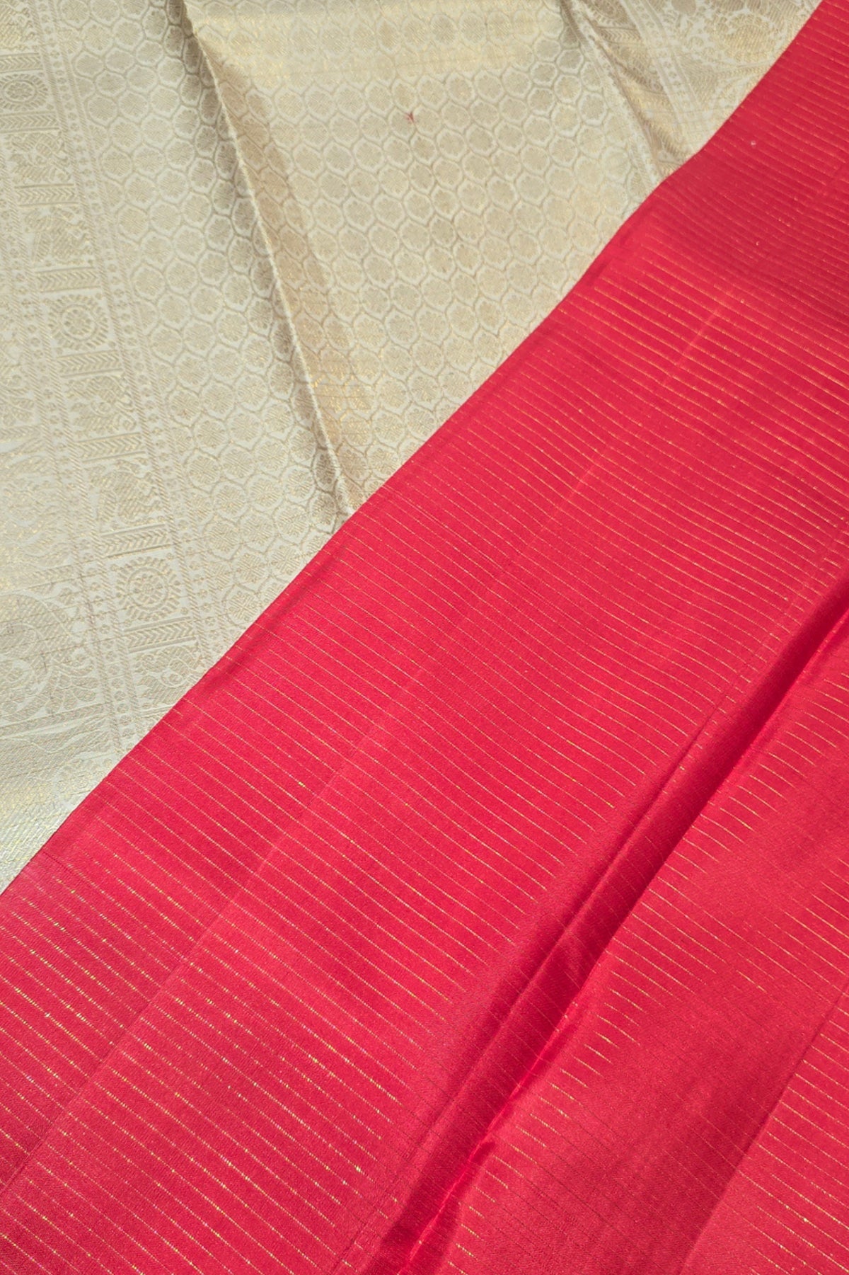White Kanchipuram Silk Saree with Gold Border and Red Pallu