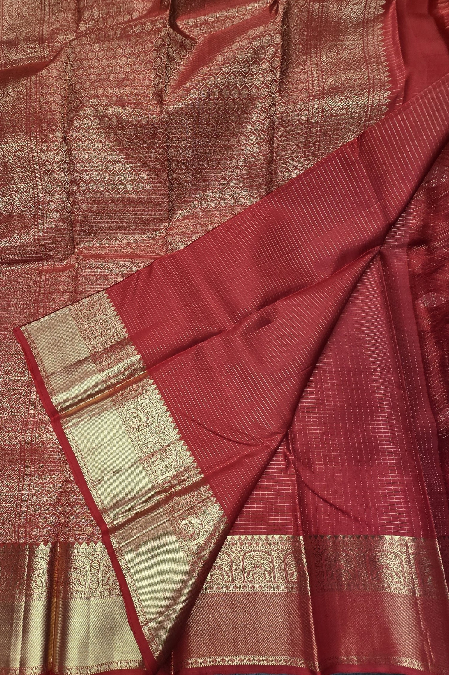 Exquisite Red Kanchipuram Silk Saree – Timeless Elegance