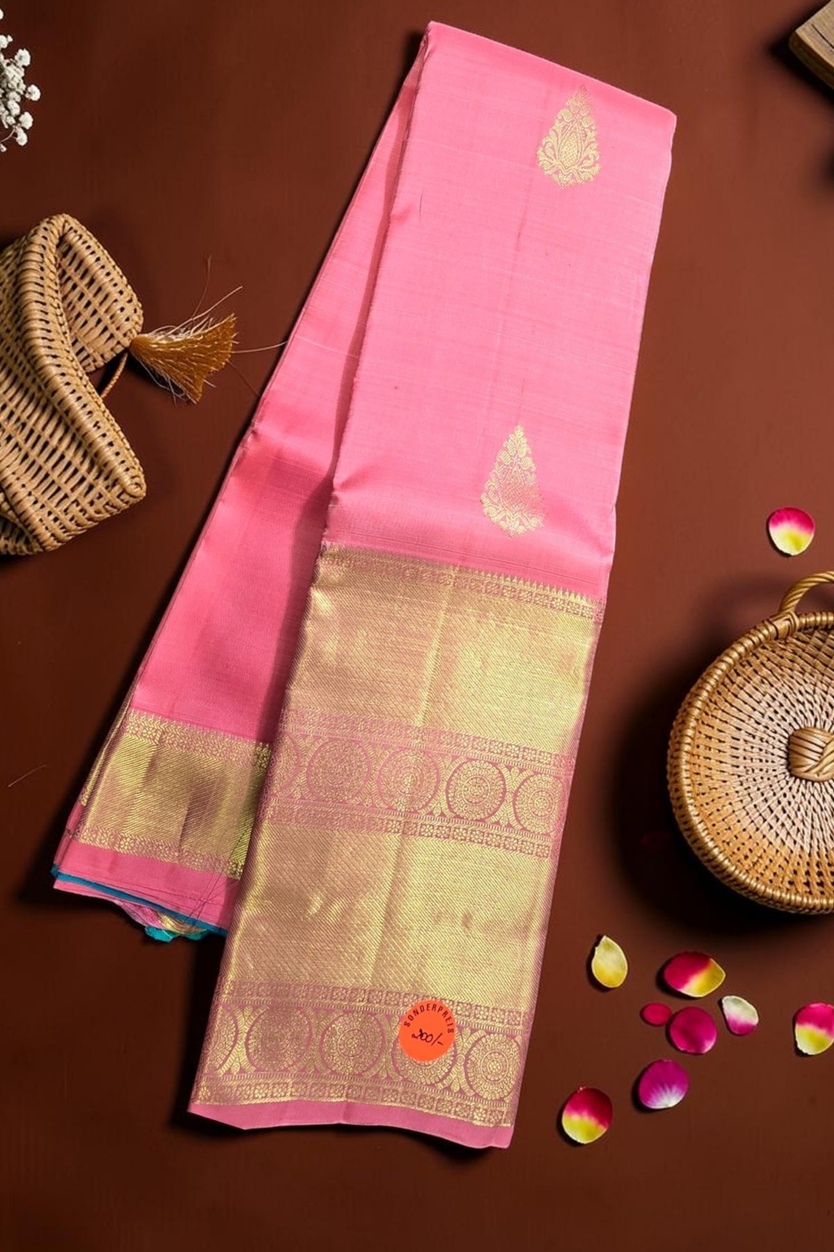 Graceful Light Pink Kanchipuram Silk Saree with Royal Blue Pallu