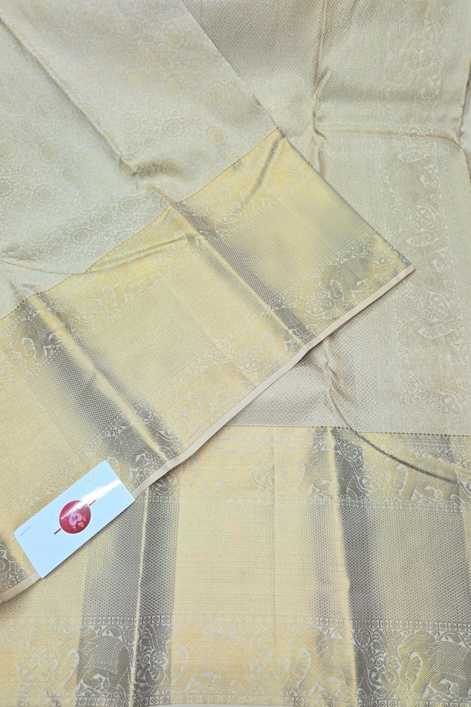 Elegant Sandal Kanchipuram Silk Saree with Luxurious Golden Zari