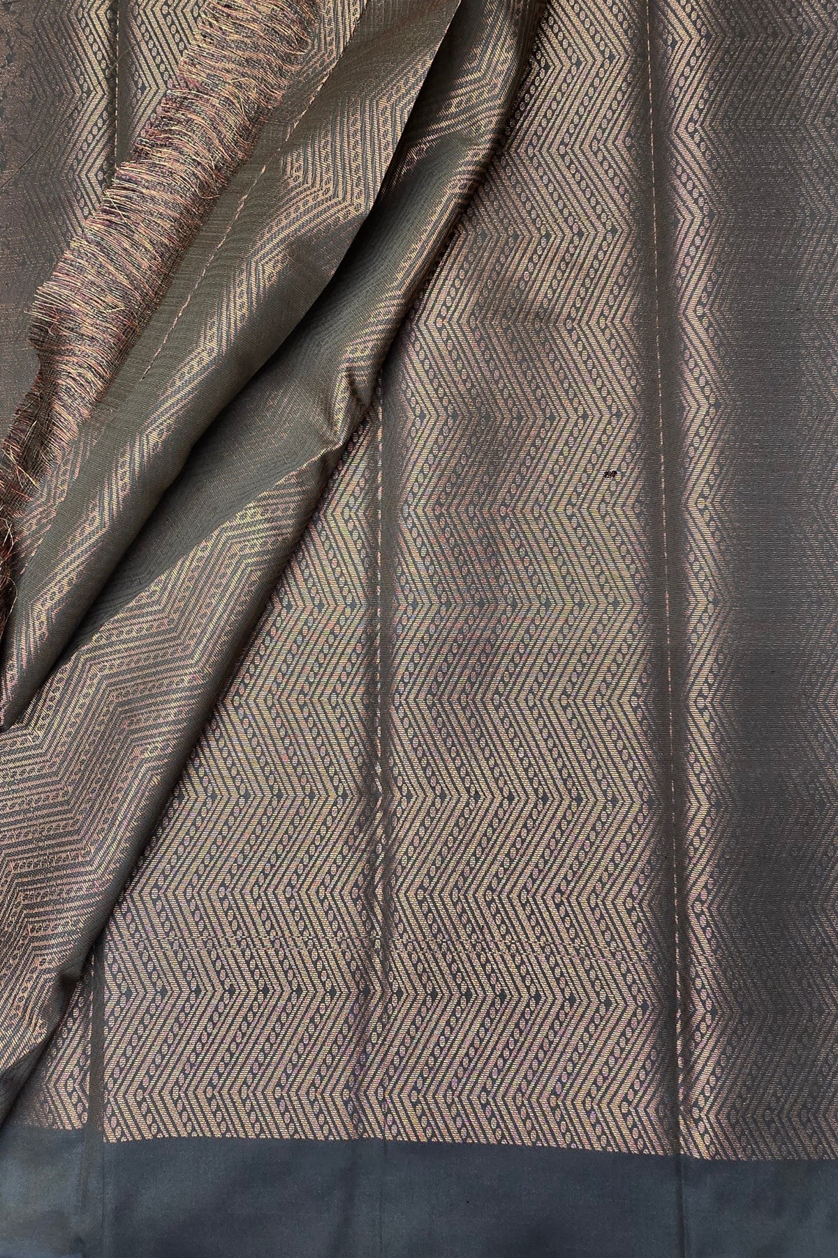 Stylish Grey Semi Silk Saree with Zigzag Pattern