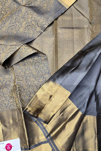 Elegant Pale Silver Kanchipuram Saree
