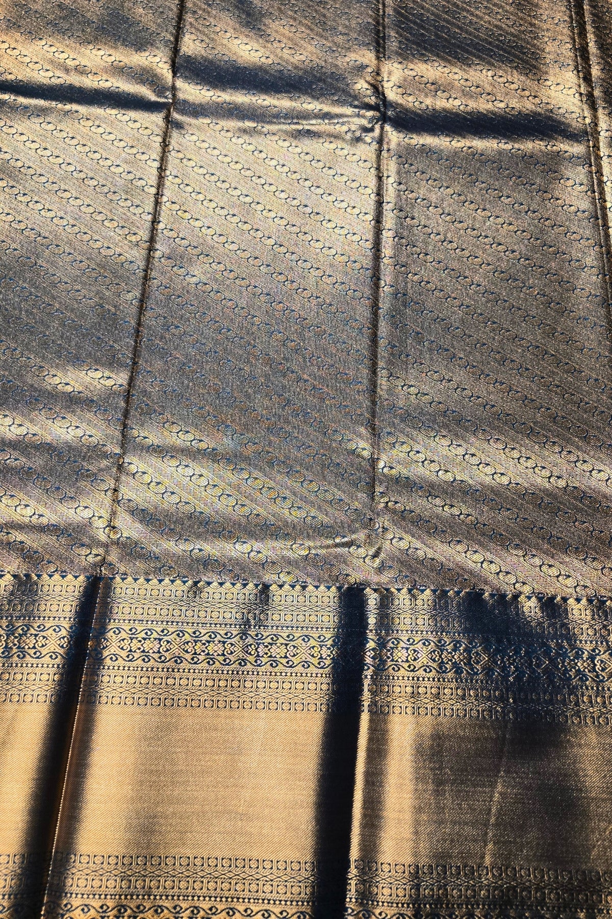 Graceful Light Green Semi Kanjipuram Silk Saree with Dark Green Border