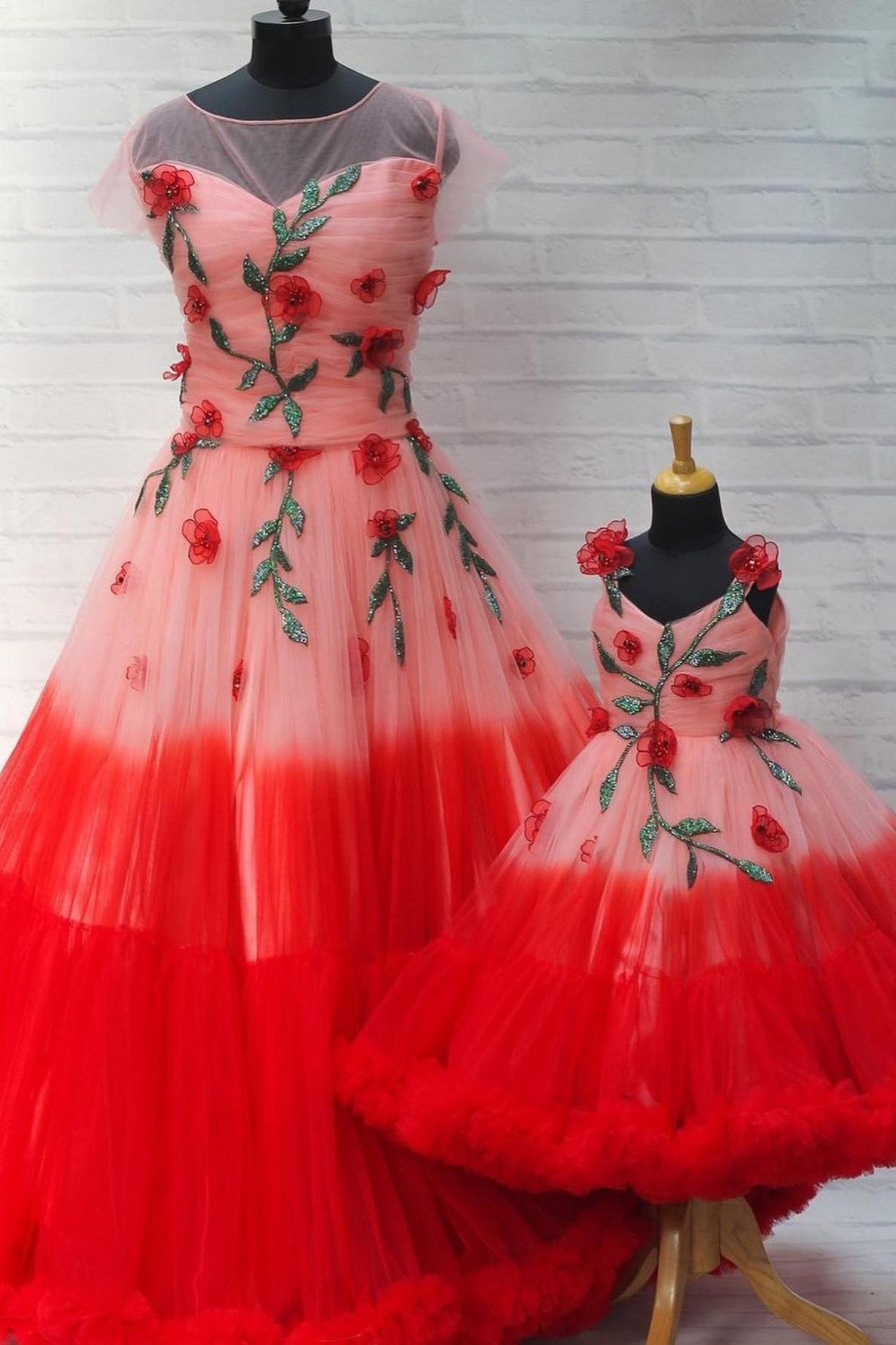 Radiant Harmony – Double-Color Orange Mom-Daughter Combo