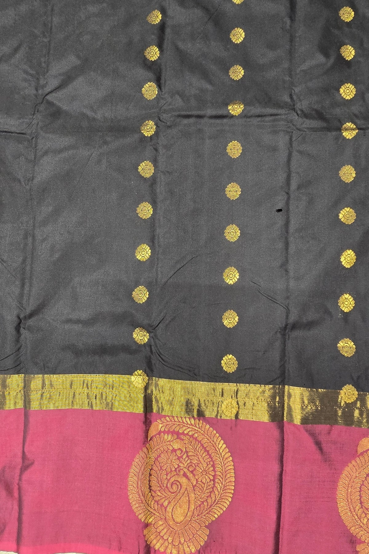 Exquisite Dark Green Semi Silk Saree with Pink Accents
