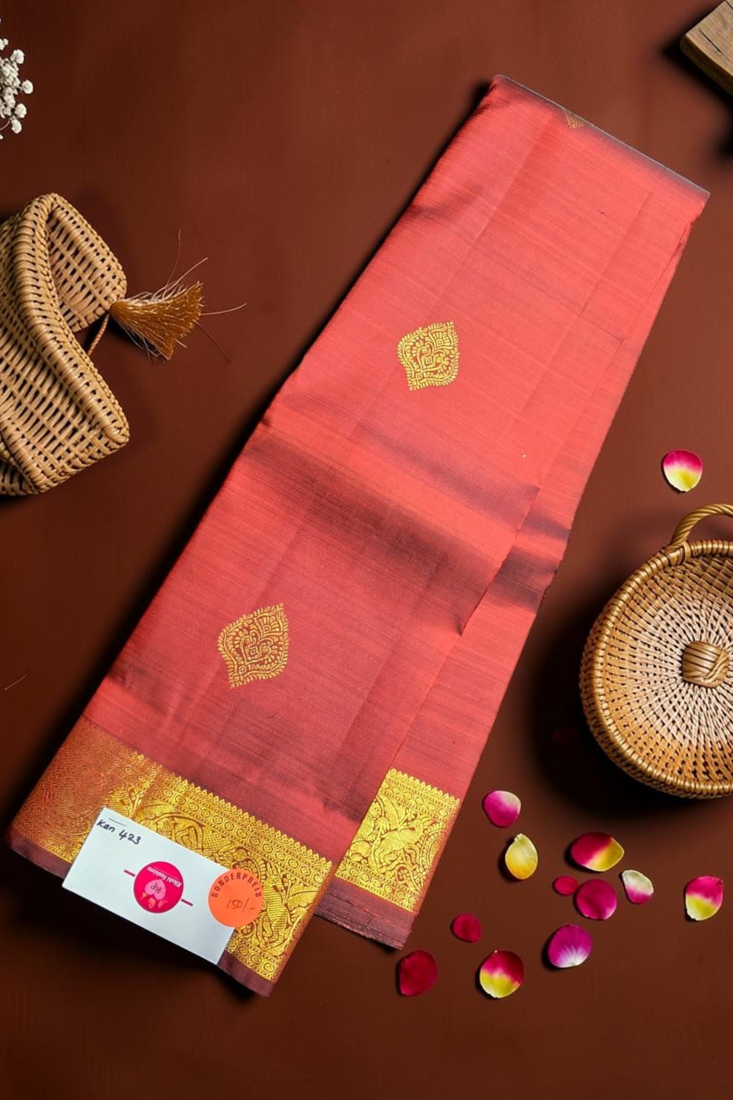 Carmine Pink Kanchipuram Silk Saree with Vibrant Elegance