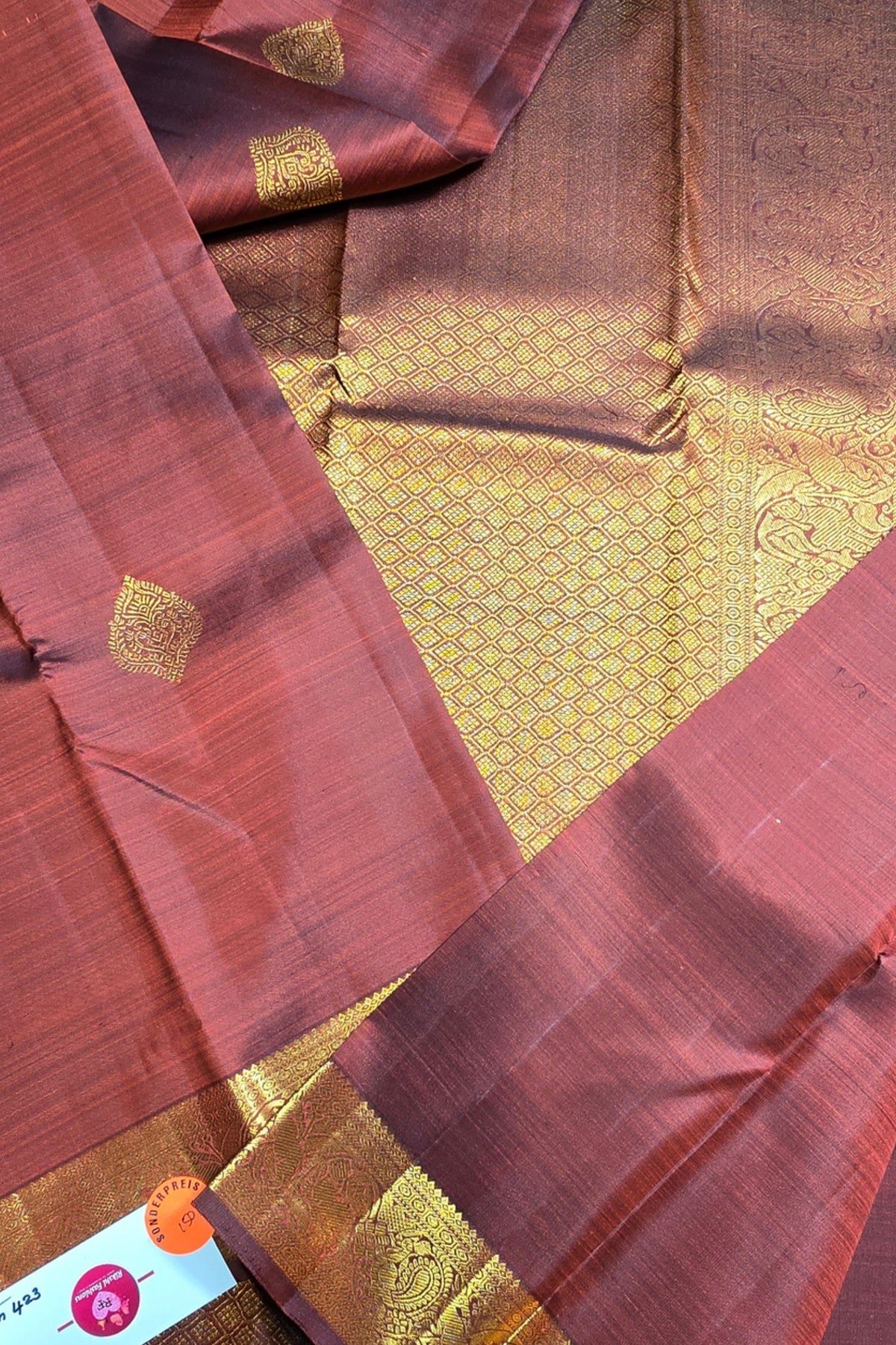 Carmine Pink Kanchipuram Silk Saree with Vibrant Elegance