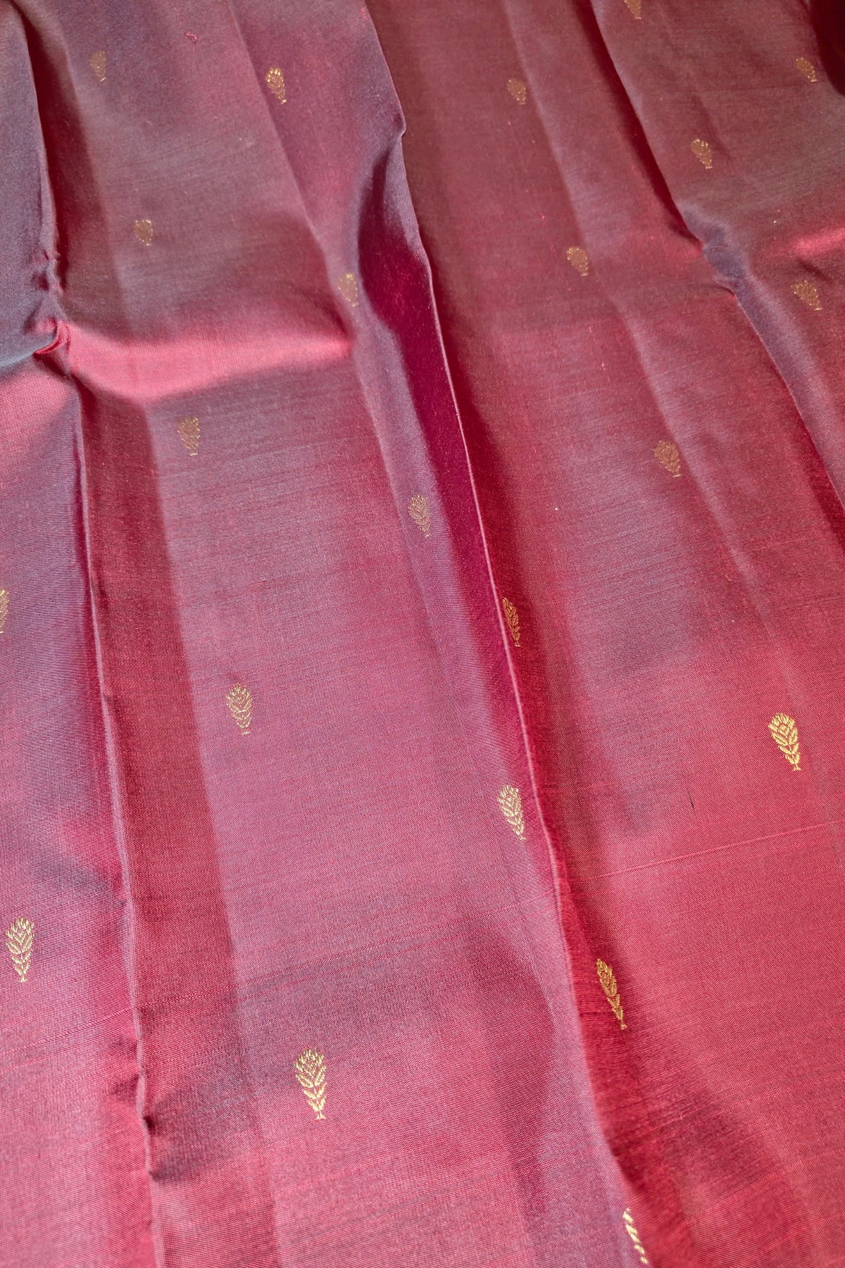 Maroon Dual Tone Silk Saree with Intricate Gold Zari Brocade Work & Small Gold Motifs