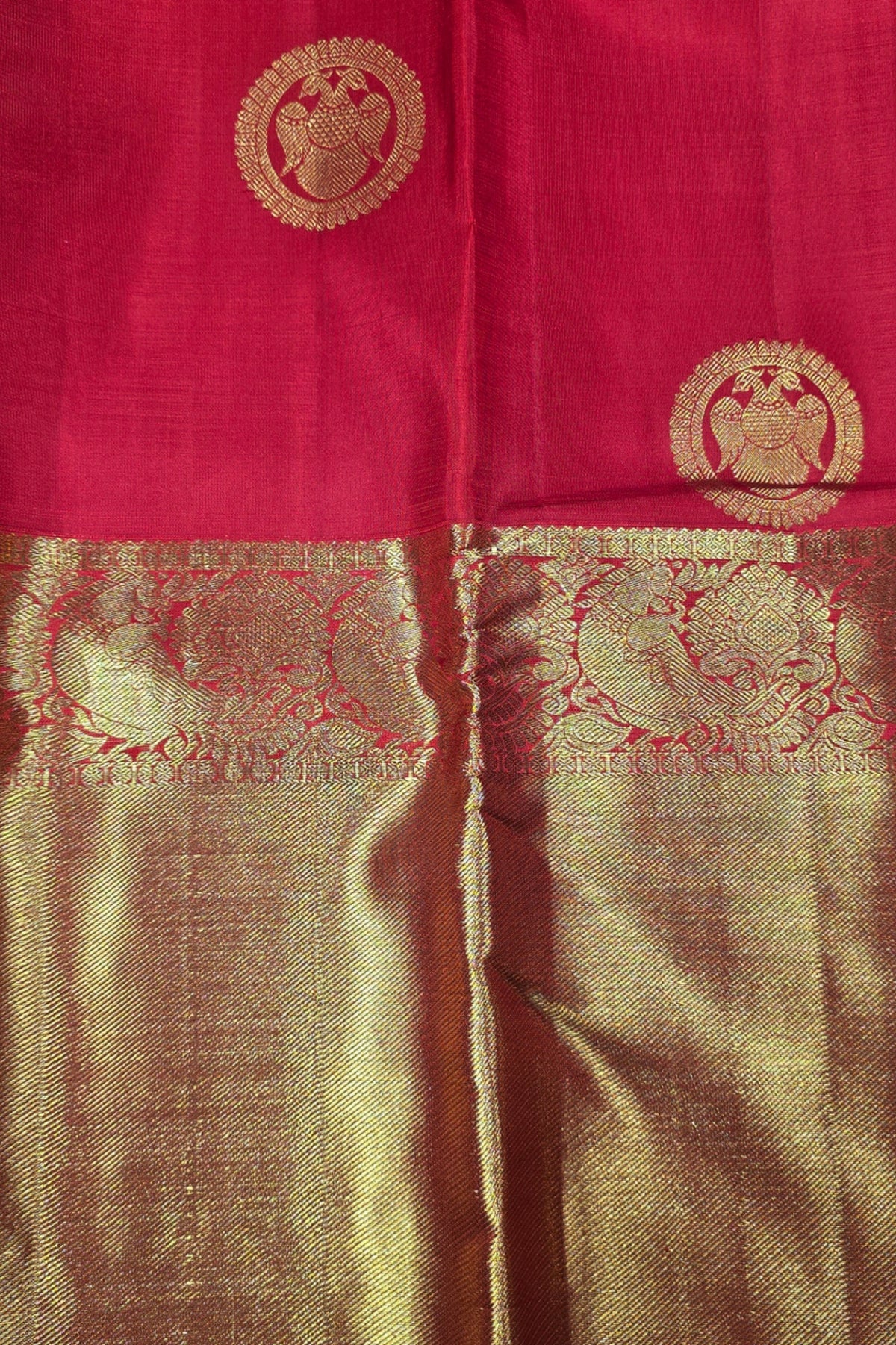 Radiant Red Kanchipuram Silk Saree with Gold Zari Elegance