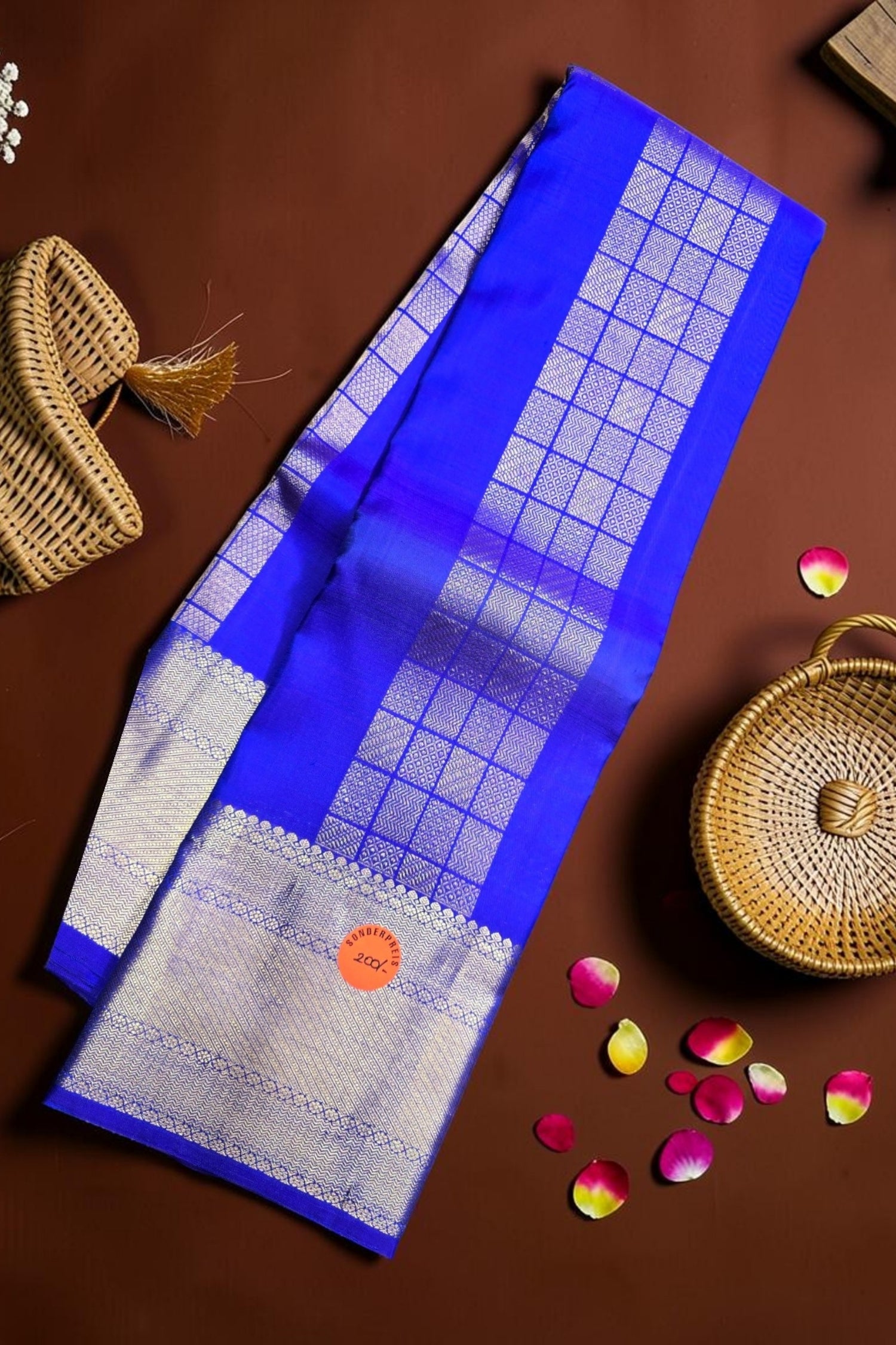 Blue Kanchipuram Silk Saree with Timeless Elegance