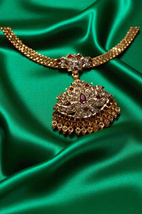 Pure Radiance White Stone Necklace