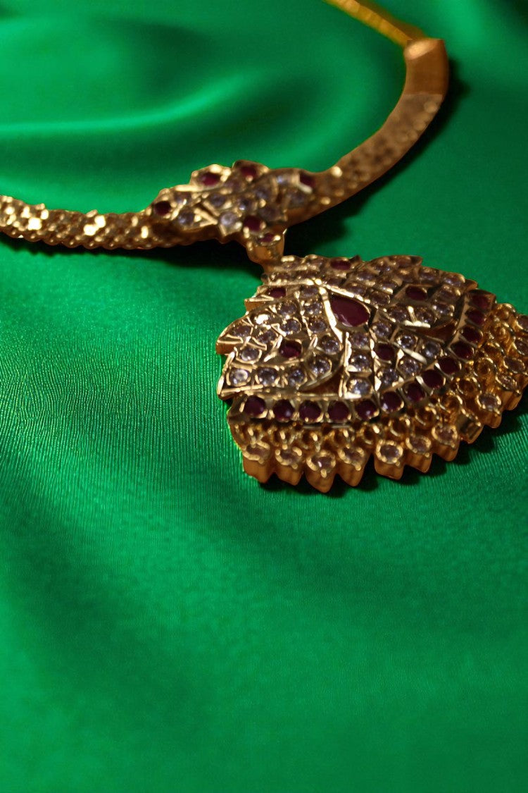 Pure Radiance White Stone Necklace