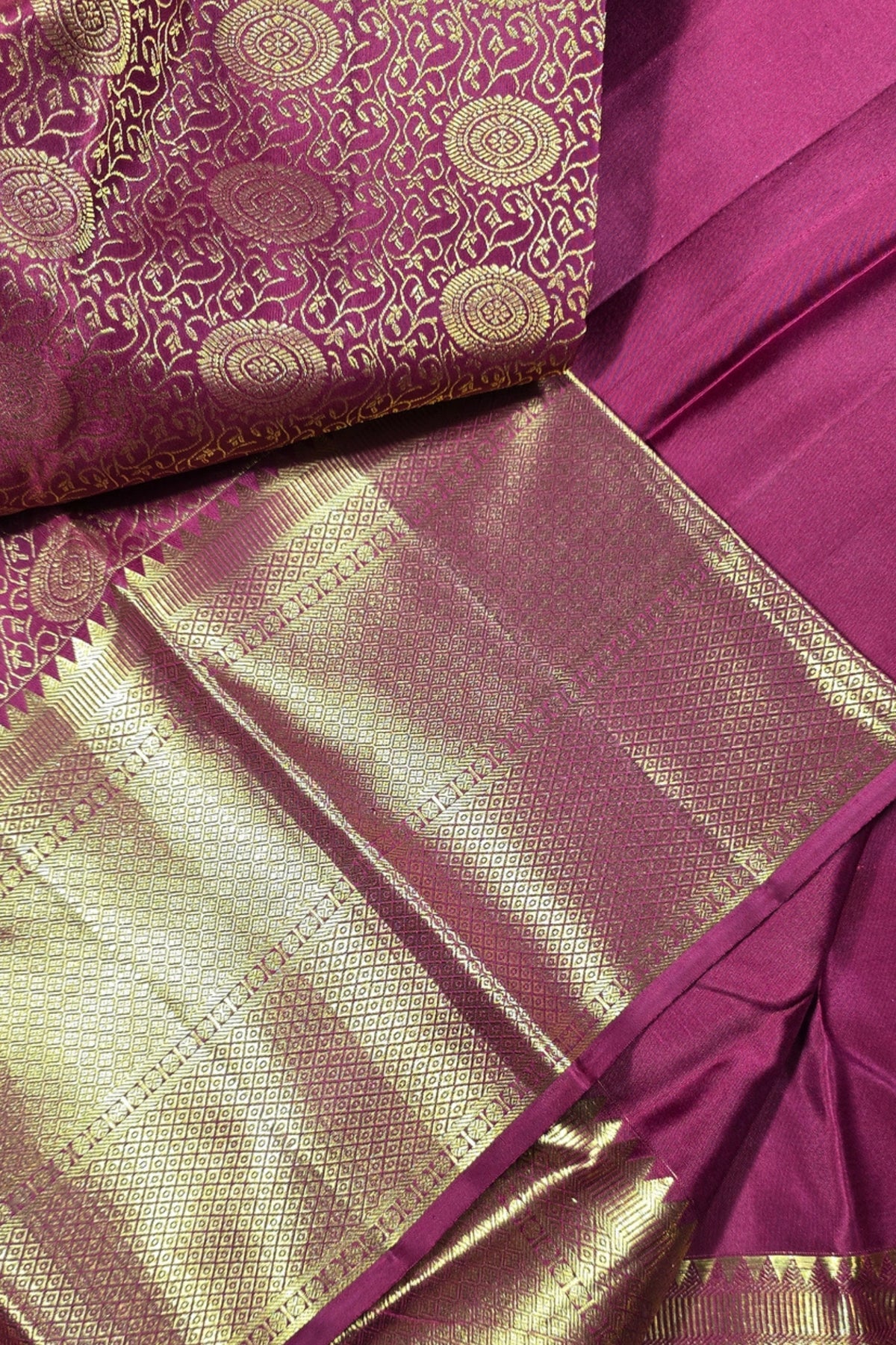 Blush Pink Kanchipuram Silk Saree with Gold Patterned Weaving