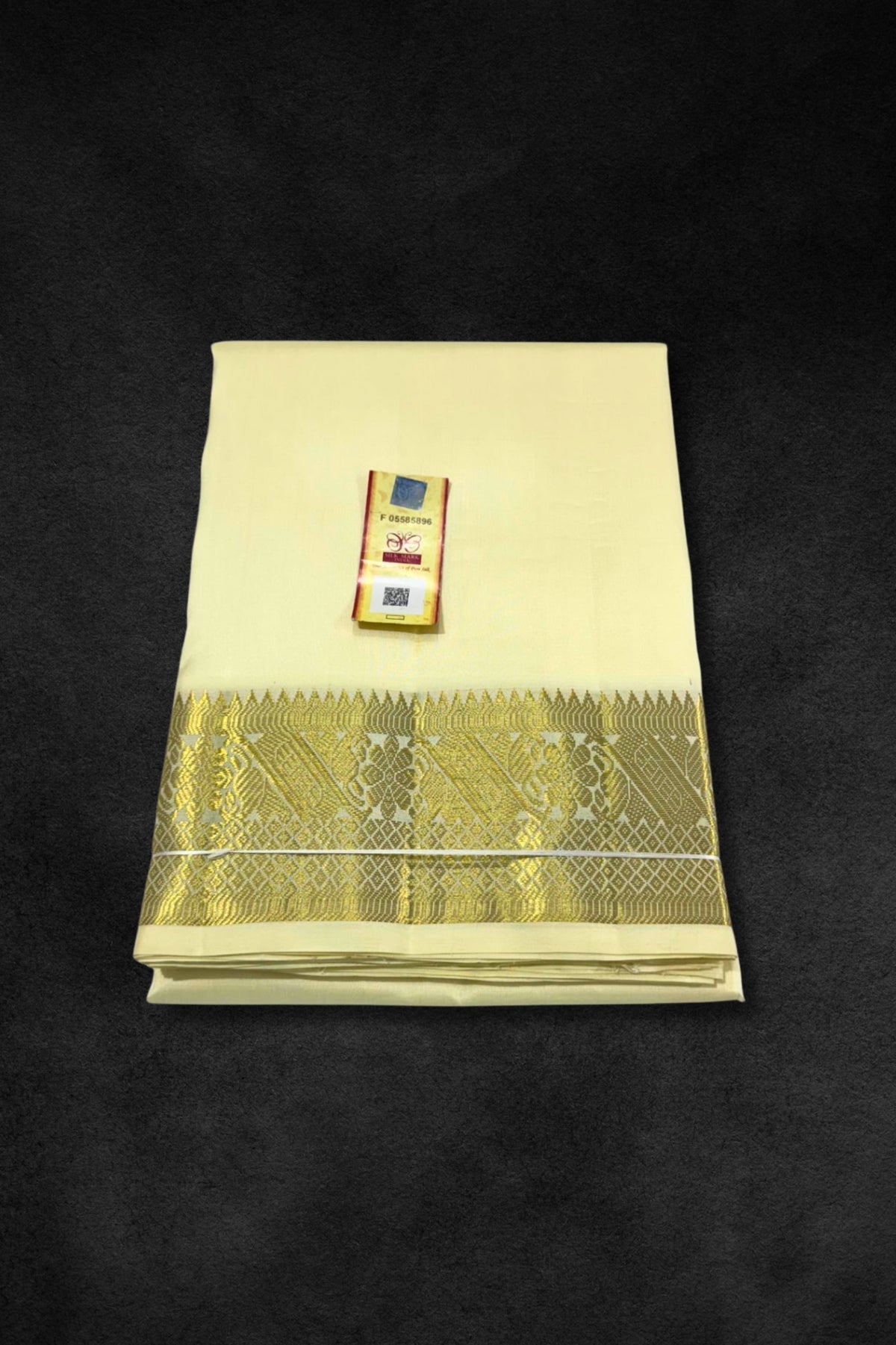 Festive Creamy White Vesti with Grand Gold Zari Pattern