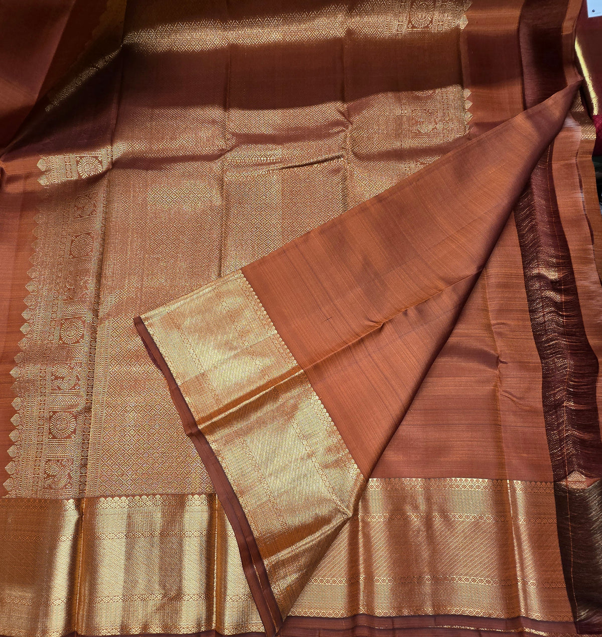 Chestnut Brown Kanjipuram Saree with  Border