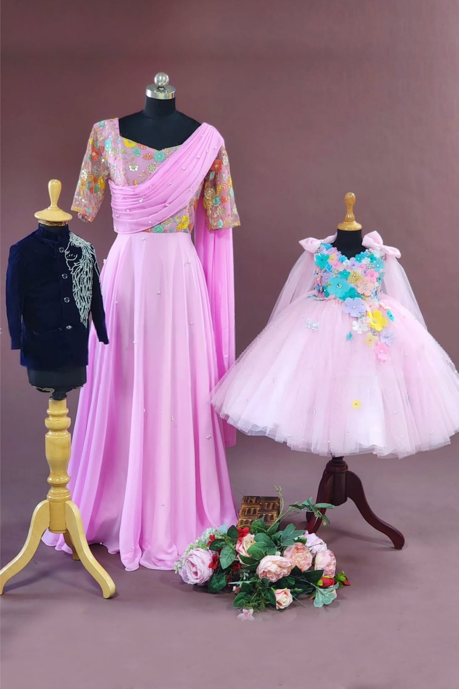 Elegant Pink Mom & Kids Matching Outfits – Perfect for Cherished Moments