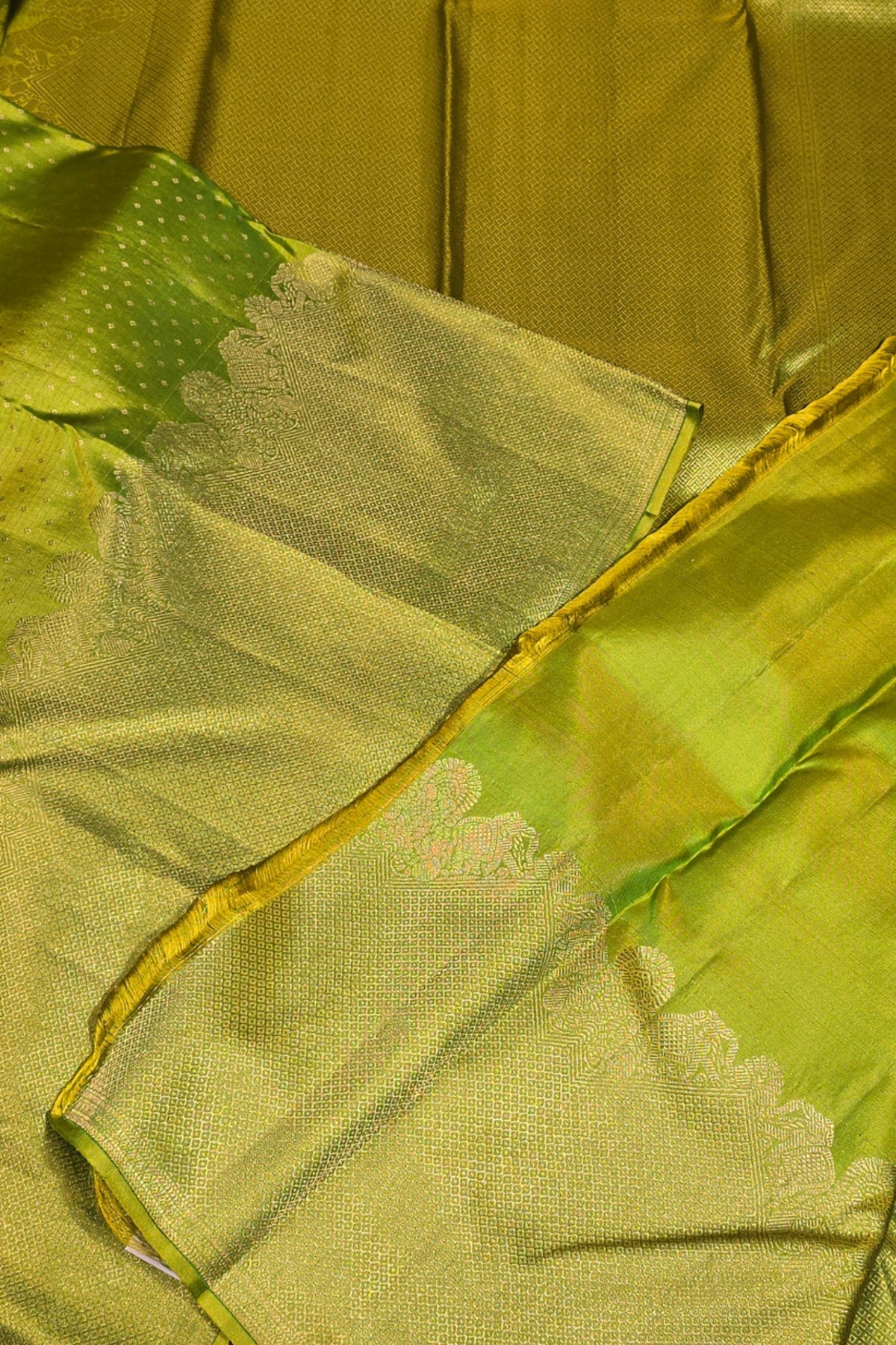 Vibrant Apple Green Kanchipuram Silk Saree