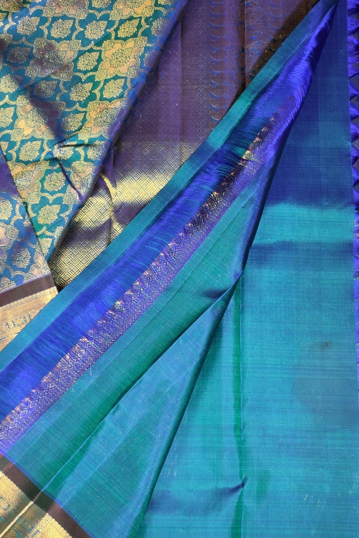Elegant Sea Blue Kanchipuram Silk Saree with Blue Border