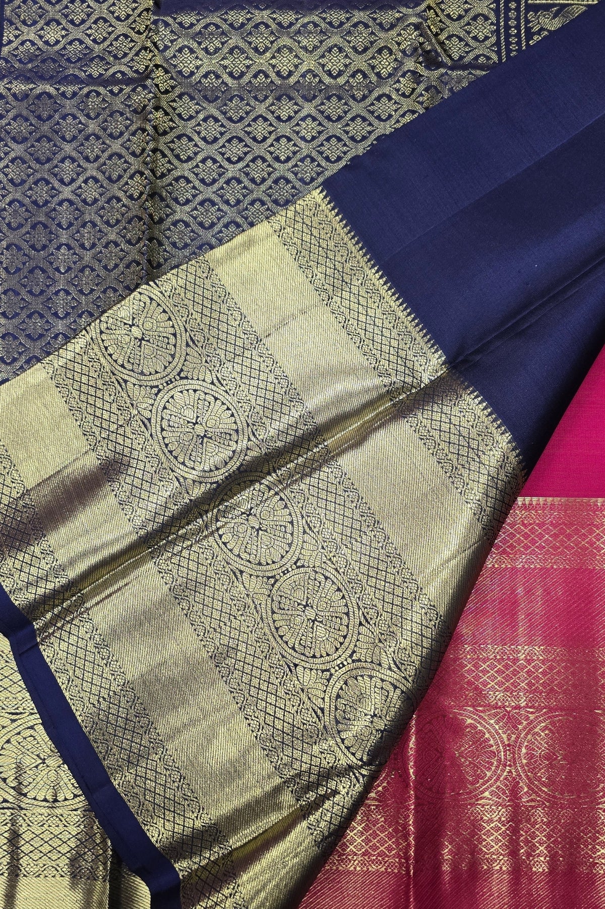 Maroon Kanchipuram Silk Saree with Teal Blue Pallu – Rich & Striking