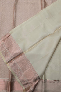 Silver Grulla Kanchipuram Silk Saree with Gold Border – Elegant & Timeless