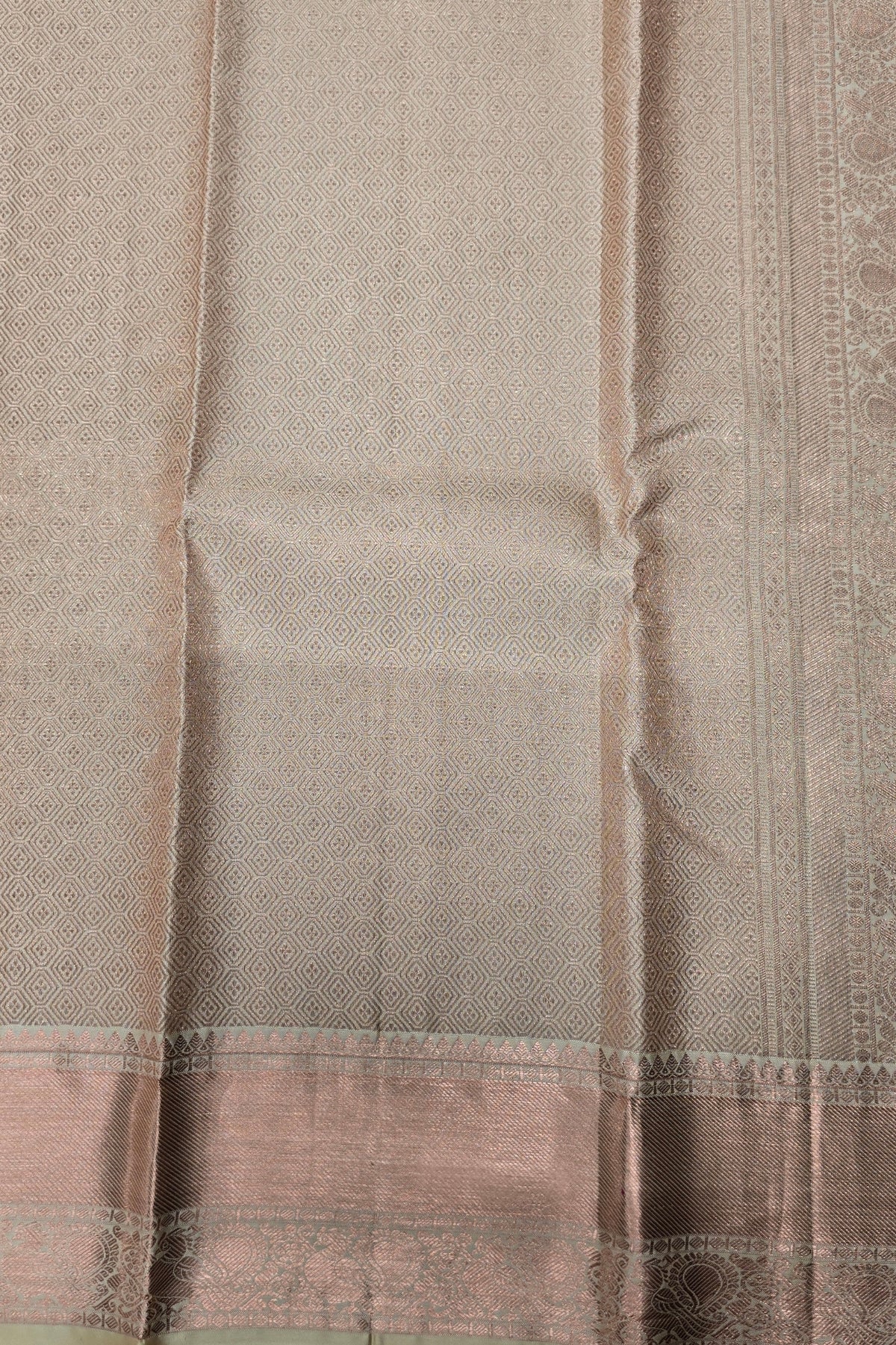 Silver Grulla Kanchipuram Silk Saree with Gold Border – Elegant & Timeless