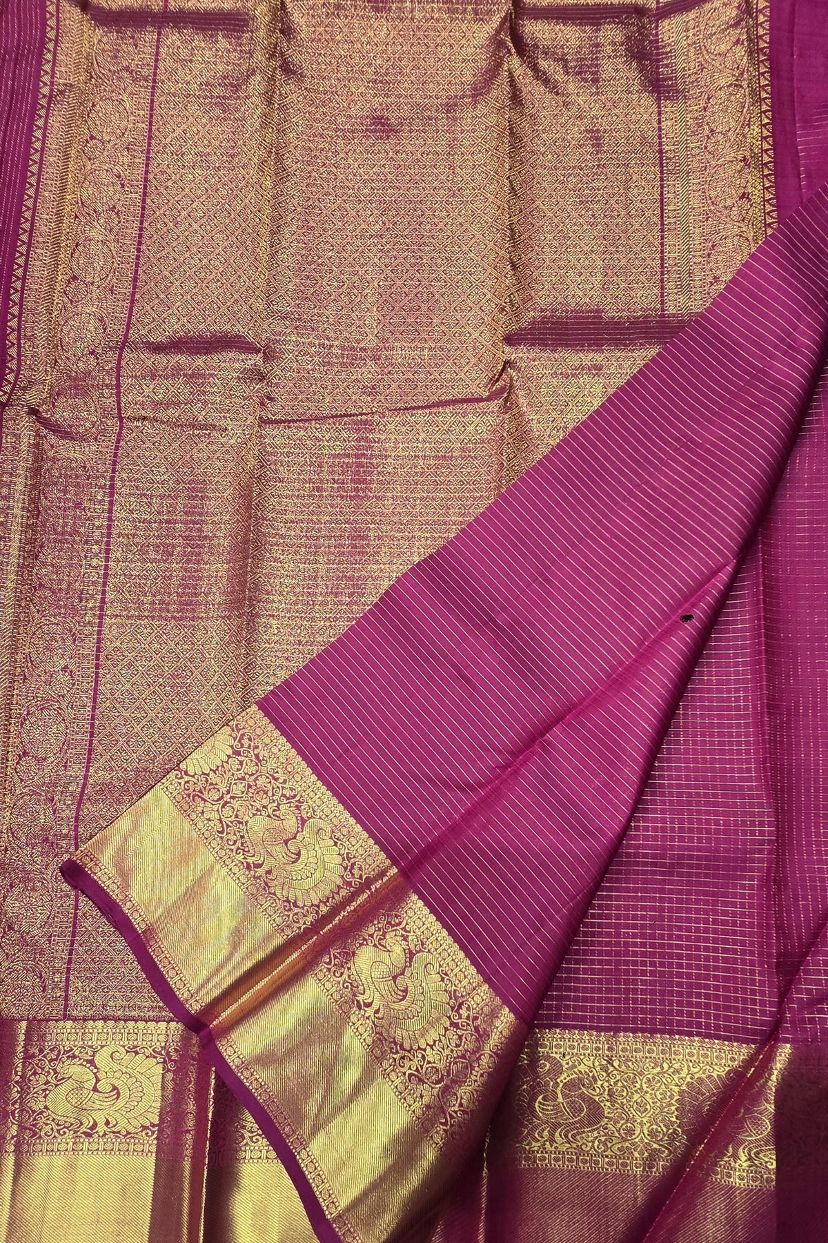 Dark Scarlet Checked Kanchipuram Silk Saree – Bold & Traditional