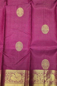 Dark Scarlet Checked Kanchipuram Silk Saree – Bold & Traditional
