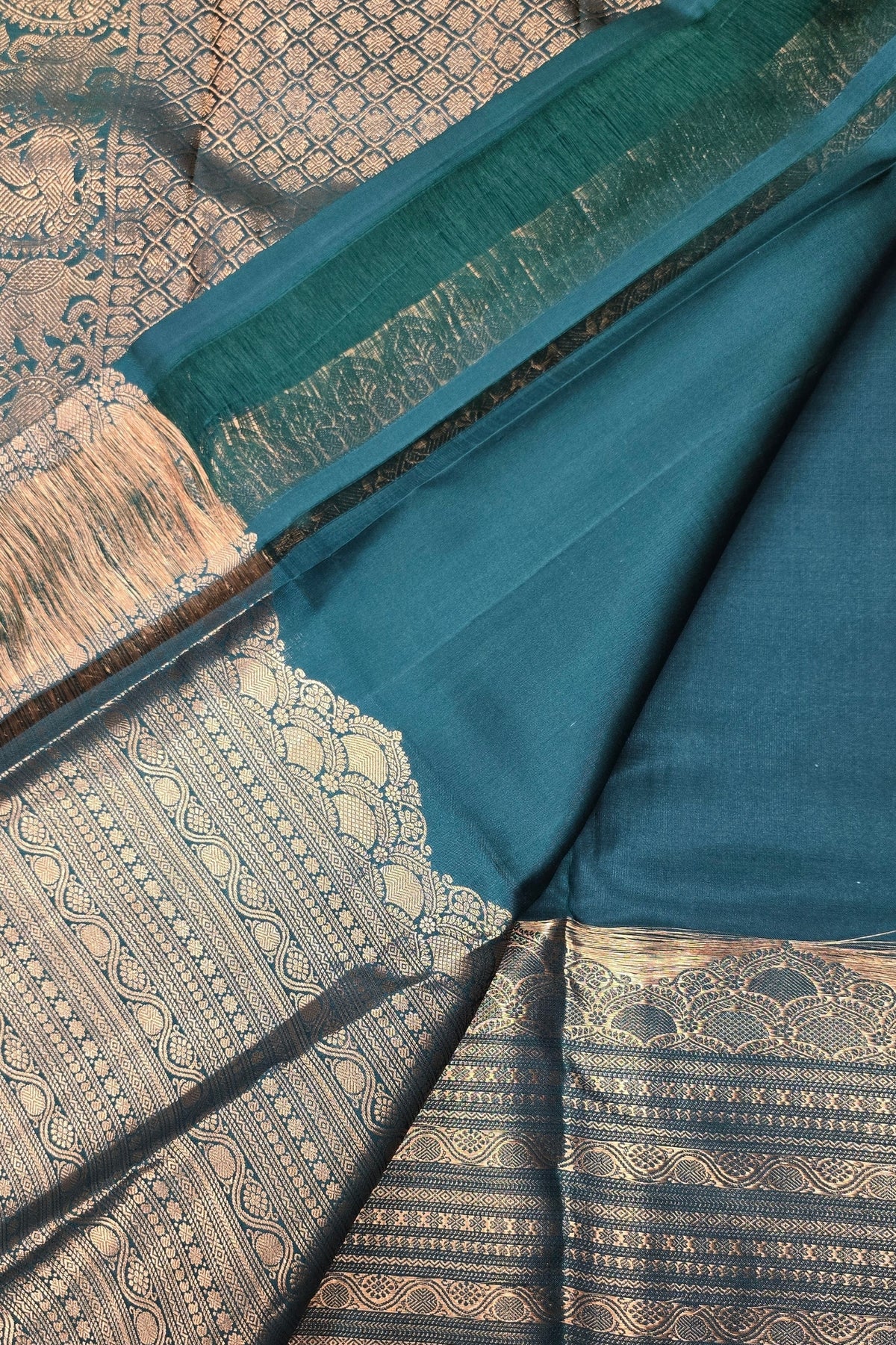 Dark Jungle Green Kanchipuram Silk Saree