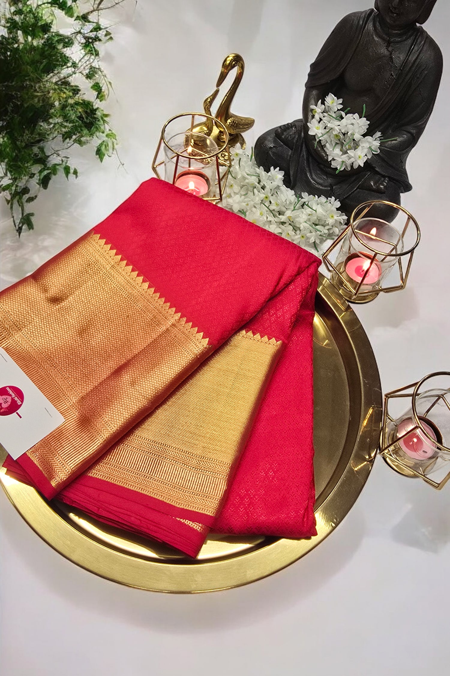 Radiant Red Kanjipuram Silk Saree with Rich Zari Detailing