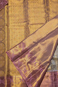 Golden Radiance with Blush Pink – Kanchipuram Silk Saree of Graceful Splendor