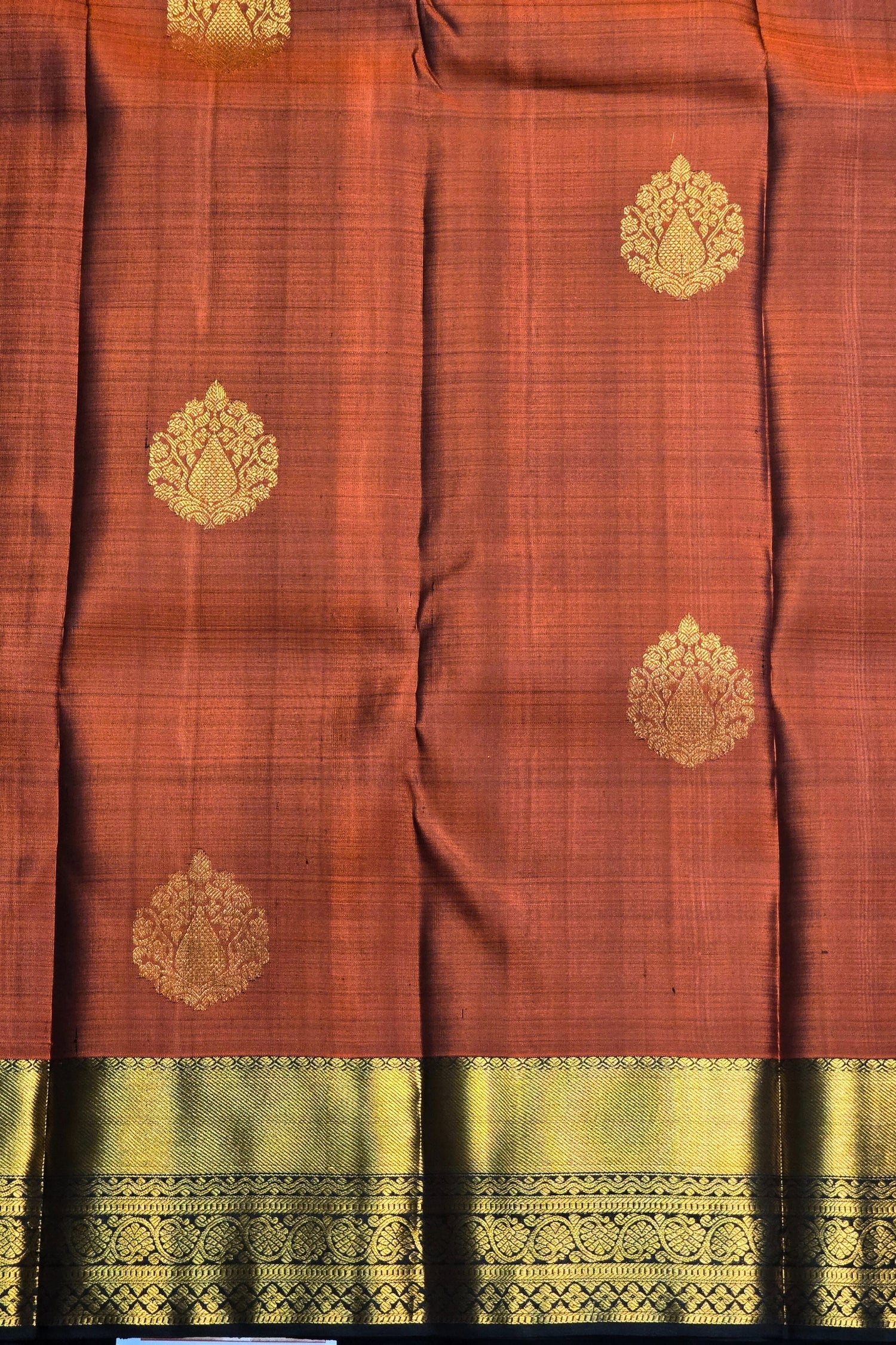 Graceful Dark Pastel Red Kanchipuram Silk Saree