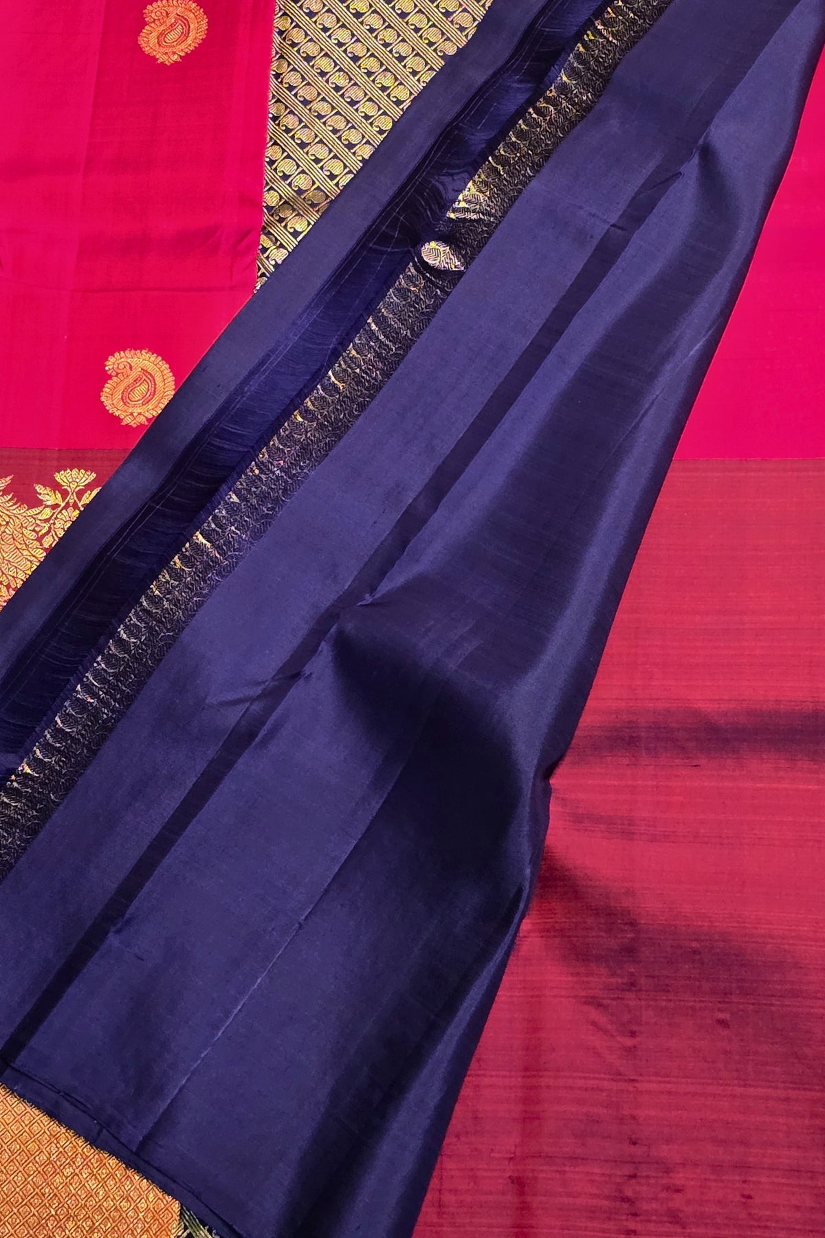 Elegant Pink Silk Saree with Contrast Blue Pallu