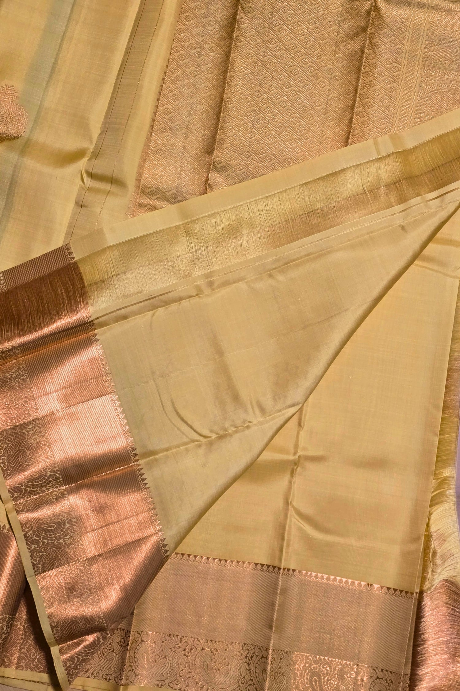 Elegant Beige Kanchipuram Silk Saree with Zari Border