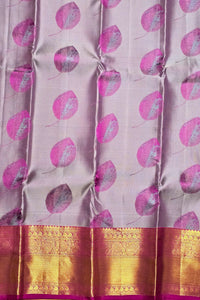 Delicate Lavender Kanchipuram Silk Saree with Pink Leaf Motif Design