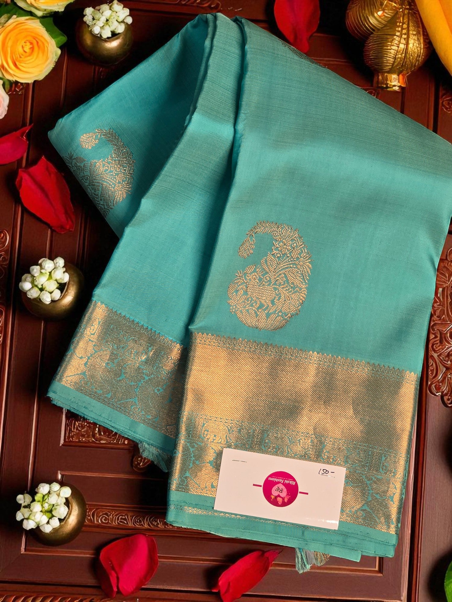 Elegant Mist – Light Blue Kanchipuram Silk Saree