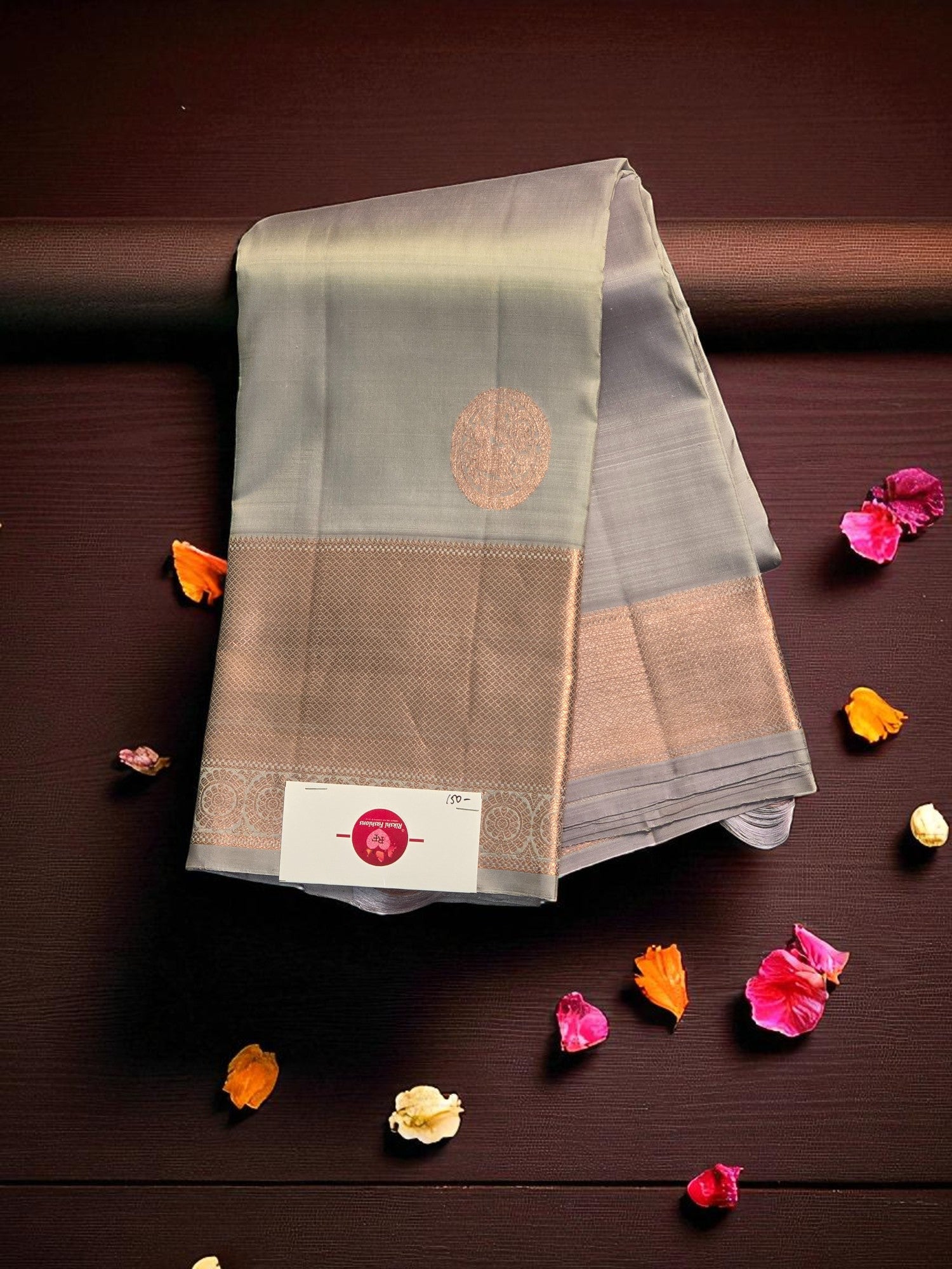 Sophisticated Grey Kanchipuram Silk Saree