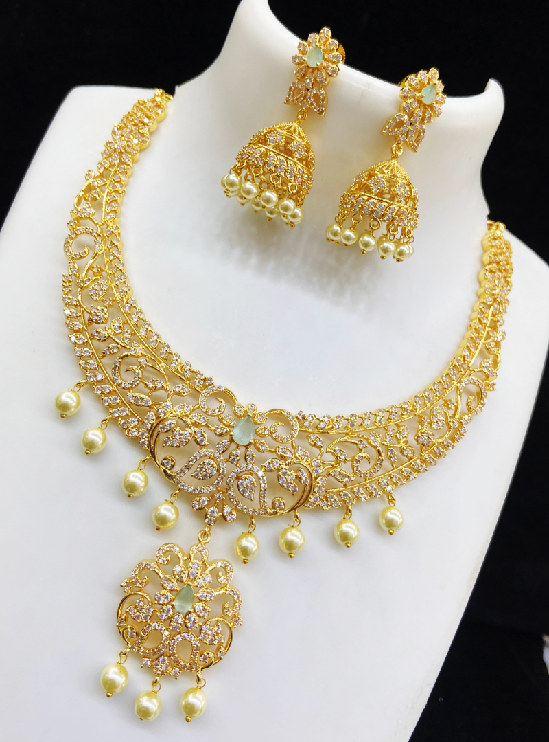 Traditional Design Gold Plated Jewellery Set with green Stone