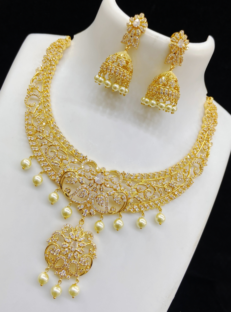 Latest Stylish Design Choker Necklace Jewellery Set for Women